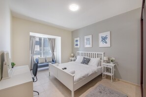 1 bedroom - Spacious 1-bedroom at Elite Tower in Dubai Marina Near to to Beach (Dubai)