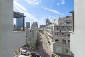 Apartment | 1 bedroom - Pleasing 1-bedroom for 4 in JVC for Relaxing Getaway (Dubai)