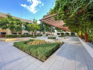 Apartment | 3 bedrooms - Stylish Cozy 3-bedroom Apartment With Harbour Views in Dubai Creek Harbour (Dubai)