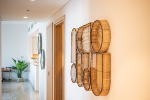 3 bedrooms - Stylish Cozy 3-bedroom Apartment With Harbour Views in Dubai Creek Harbour (Dubai)