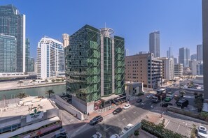 4 bedrooms - Amazing 4-bedroom Apartment Perfect for Families in Dubai Marina (Dubai)