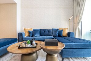 Apartment | 2 bedrooms - Beautiful 2-br Flat in Downtown Luxury City Living at Its Best (Dubai)