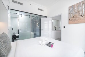Apartment | 1 bedroom, Internet - Vibrant 1-bedroom Apartment at Executive Bay A in Business Bay (Dubai)