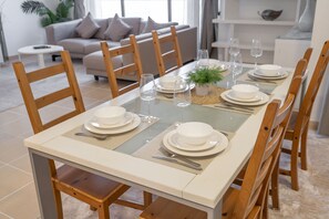 Apartment | 2 bedrooms - 2BR in JBR - Breathtaking Views of Marina Beach (Dubai)