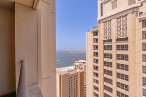 Apartment | 2 bedrooms - 2BR in JBR - Breathtaking Views of Marina Beach (Dubai)