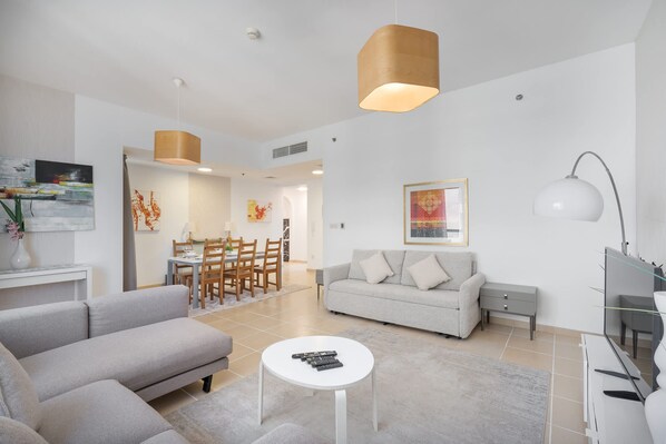 Apartment | 2 bedrooms - 2BR in JBR - Breathtaking Views of Marina Beach (Dubai)