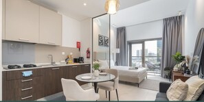 Studio - Awesome Studio at Park View Tower in JVC With Skyline Views (Dubai)