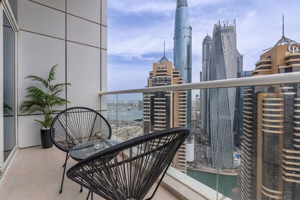 Apartment | 1 bedroom - Sophisticated 1-bedroom With Skyscrapers View at Botanica Tower (Dubai)