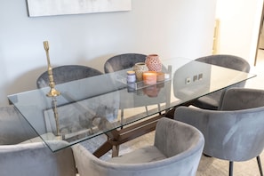 Apartment | 3 bedrooms - Absolutely Stunning 3 Bedroom Apartment in Downtown (Dubai)