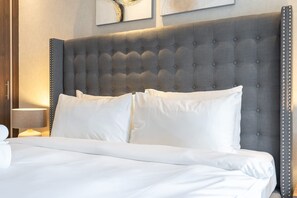 3 bedrooms - Absolutely Stunning 3 Bedroom Apartment in Downtown (Dubai)
