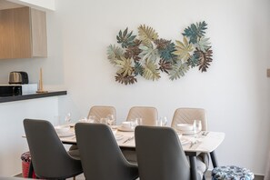 Apartment | 3 bedrooms - Cozy Stylish 3-bedroom Villa at Damac Hills With Golf Course View (Dubai)