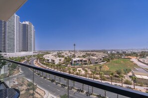 Apartment | 1 bedroom - Comfortable 1 Bedroom in Golf Vita Damac Hills (Dubai)