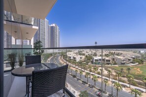 Apartment | 1 bedroom - Comfortable 1 Bedroom in Golf Vita Damac Hills (Dubai)