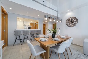 Apartment | 3 bedrooms - Stylish Relaxing 3-bedroom Apartment Perfect for Family in Palm Jumeirah (Dubai)