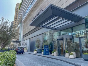 3 bedrooms - Stylish 3-bedrooms With an Elegant Dining Area in the Heart of Dubai Marina (Dubai)
