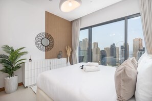 3 bedrooms - Stylish 3-bedrooms With an Elegant Dining Area in the Heart of Dubai Marina (Dubai)