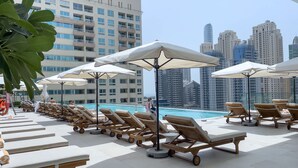 Unclassified image, 5 of 91, button - Stylish 3-bedrooms With an Elegant Dining Area in the Heart of Dubai Marina (Dubai)