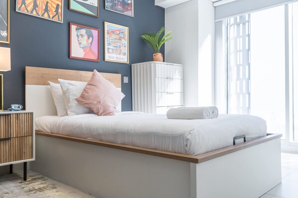 Apartment | 4 bedrooms - Luxury 4BR Home in Marina With Stunning Palm Views (Dubai)