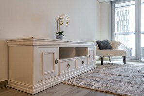 Apartment | 4 bedrooms - Luxury 4BR Home in Marina With Stunning Palm Views (Dubai)