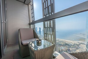 Apartment | 4 bedrooms - Luxury 4BR Home in Marina With Stunning Palm Views (Dubai)