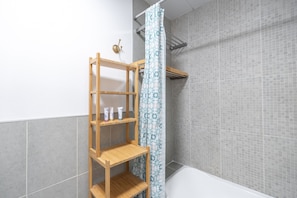 1 bedroom - Cozy 1-bedroom Apartment in Summer Residences JVC (Dubai)