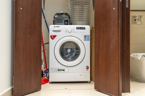 Apartment | 1 bedroom - Stylish Homey 1-bedroom Apartment Perfect for 4 in Dubai Hills (Dubai)