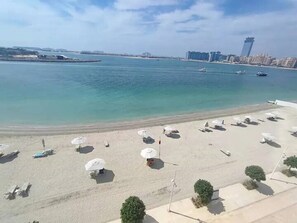 2 bedrooms - A Premium 2 Bedroom in Beach Vista With JBR View (Dubai)