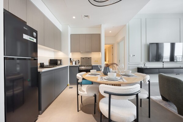Apartment - Elegant 1-bedroom Apartment Perfect for Family in Park Heights 2 Tower 1 (Dubai)