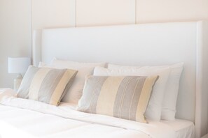 1 bedroom - Trendy 1-bedroom Apartment With Stunning Views at MBL Residences JLT (Dubai)