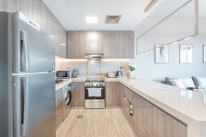 1 bedroom - Trendy 1-bedroom Apartment With Stunning Views at MBL Residences JLT (Dubai)