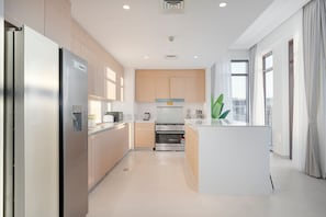 House | 3 bedrooms - Peaceful 4-bedroom Bright Kitchen Space in Dubai Creek Harbour (Dubai)