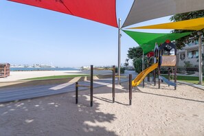 Apartment | 3 bedrooms - Lavish 3BR Family Getaway in Palm Jumeirah (Dubai)