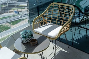 Apartment | 1 bedroom - Classy 1-bedroom Apartment in Jumeirah Lakes Towers With City View (Dubai)