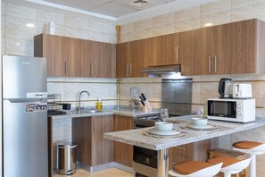 Apartment | 1 bedroom - Comfy 1-bedroom Apartment Perfect for 4 in JLT (Dubai)