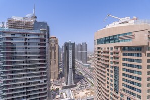 1 bedroom - Comfy 1-bedroom Apartment Perfect for 4 in JLT (Dubai)