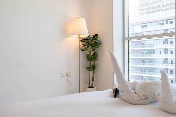 Apartment | 1 bedroom - Comfy 1-bedroom Apartment Perfect for 4 in JLT (Dubai)