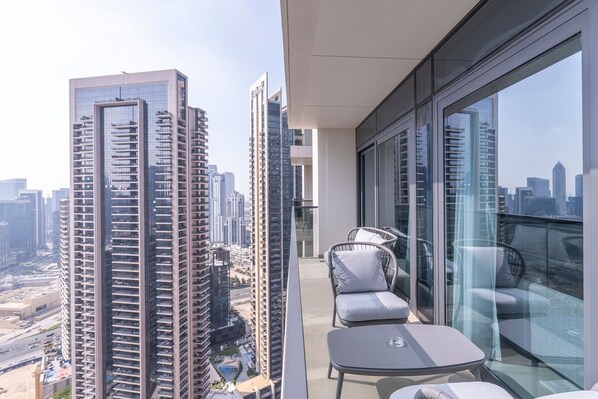 Apartment | 2 bedrooms - Gorgeous 2-bedroom in Downtown Dubai Near Burj Khalifa (Dubai)