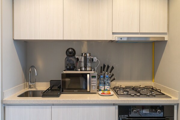 House | 1 bedroom - Stylish 1-bedroom Apartment With Stunning Canal Views at Business Bay (Dubai)