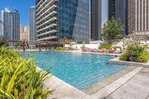 Room - Welcoming Studio Apartment Perfect for 2 in Dubai Marina (Dubai)