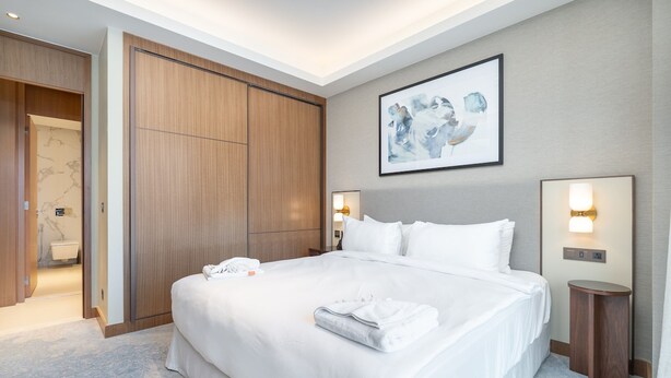 House | 2 bedrooms, high-speed internet - Captivating 2BR With Burj Khalifa Views in Downtown (Dubai)