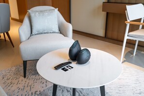 Apartment | 2 bedrooms - Captivating 2BR With Burj Khalifa Views in Downtown (Dubai)