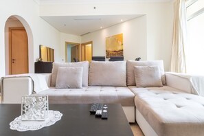 Apartment | 3 bedrooms - Superb 3BR Apartment Near Beach in Palm Jumeirah (Dubai)