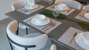 Apartment | 2 bedrooms - Spacious 2 Bedroom Apartment in Jumeirah Lake Towers Modern Comfort in a Prime Location (Dubai)