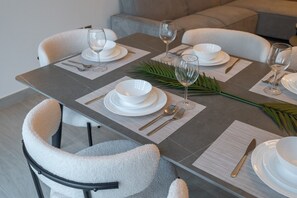 2 bedrooms - Spacious 2 Bedroom Apartment in Jumeirah Lake Towers Modern Comfort in a Prime Location (Dubai)