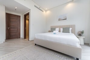 Apartment | 1 bedroom - Sophisticated 1 Bedroom Apartment That Sleeps 4 in JVC (Dubai)