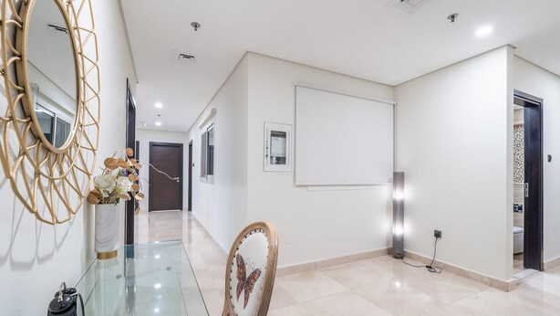 Apartment | 3 bedrooms, Internet - Prestigious 3-bedroom Apartment With Easy Access in Downtown Dubai (Dubai)