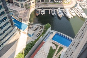 Apartment | 2 bedrooms - Modern Aesthetic 2-bedroom in Dubai Marina (Dubai)
