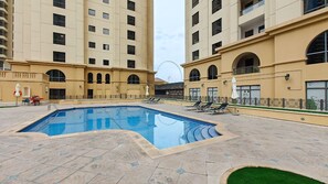 Apartment | 4 bedrooms - Stylish 4-bedroom Apartment With Balcony Views in JBR (Dubai)