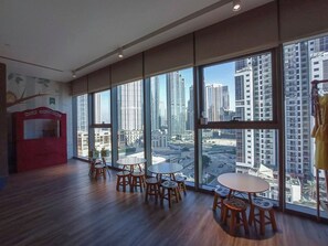 Apartment | 2 bedrooms - Modern 2BR Apartment Perfect for 4 in Business Bay (Dubai)