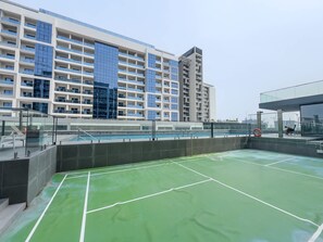 1 bedroom - Cool 1-bedroom Apartment at The Pinnacle in Dubai Hills (Dubai)